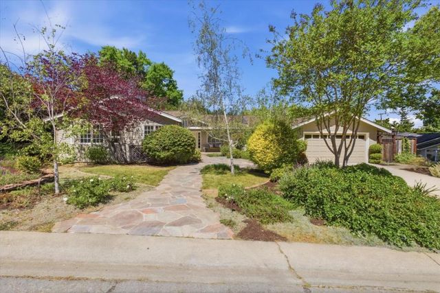 1037 Yorkshire Drive, Los Altos, CA 94024
