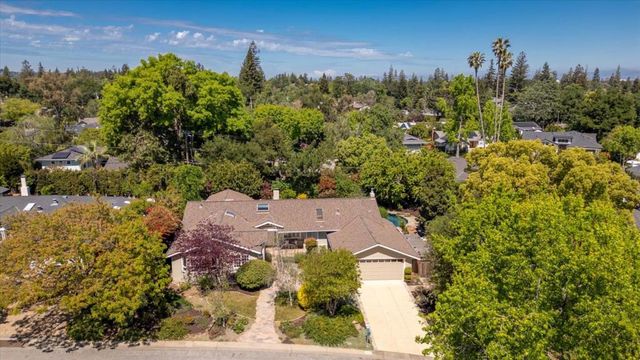 1037 Yorkshire Drive, Los Altos, CA 94024