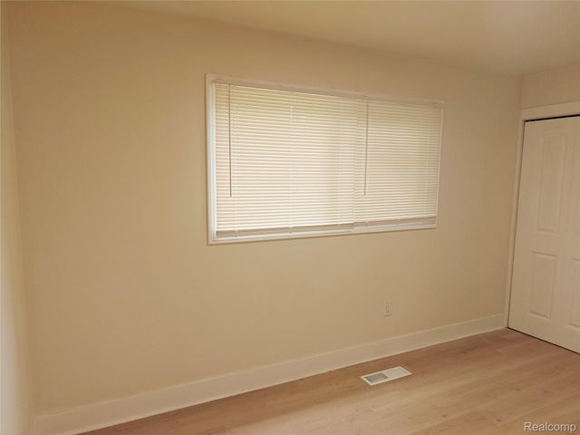 20560 Asbury Park, Detroit, MI 48235