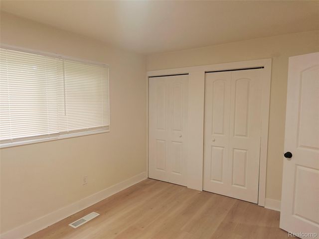 20560 Asbury Park, Detroit, MI 48235