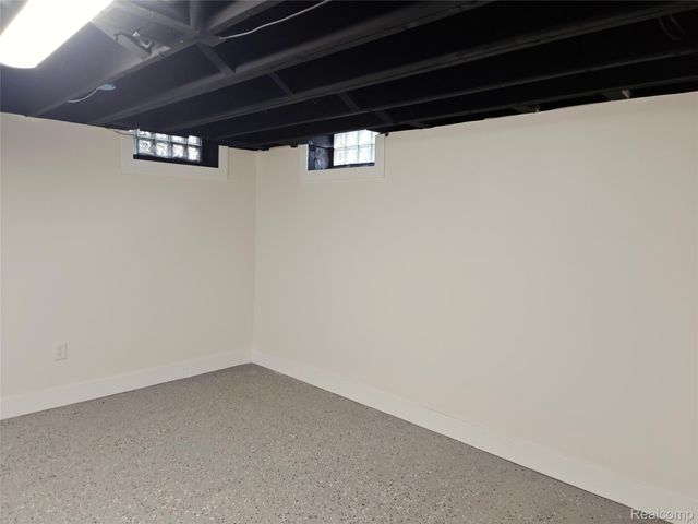 20560 Asbury Park, Detroit, MI 48235