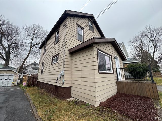 232 Malverne Drive, Syracuse, NY 13208