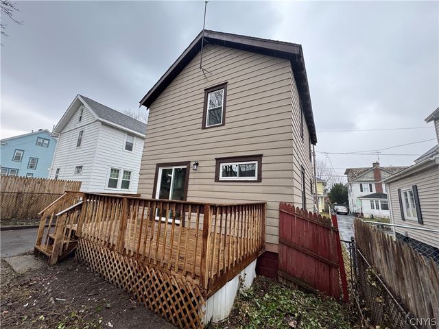 232 Malverne Drive, Syracuse, NY 13208