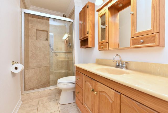 9226 Theysen Drive, Houston, TX 77080
