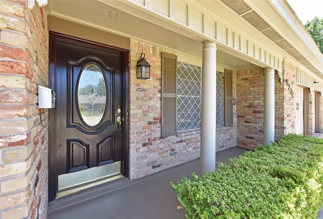 9226 Theysen Drive, Houston, TX 77080
