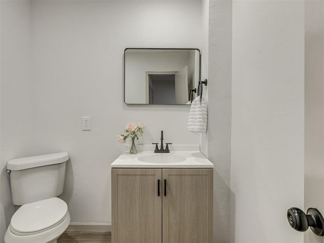 111 W Myrtle Drive, Midwest City, OK 73110