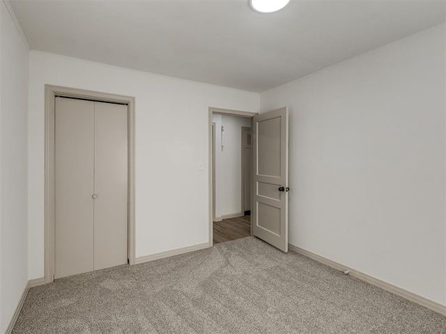 111 W Myrtle Drive, Midwest City, OK 73110