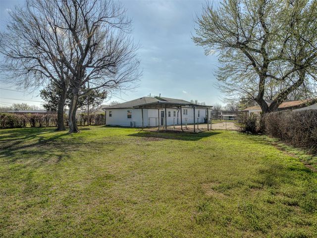 111 W Myrtle Drive, Midwest City, OK 73110