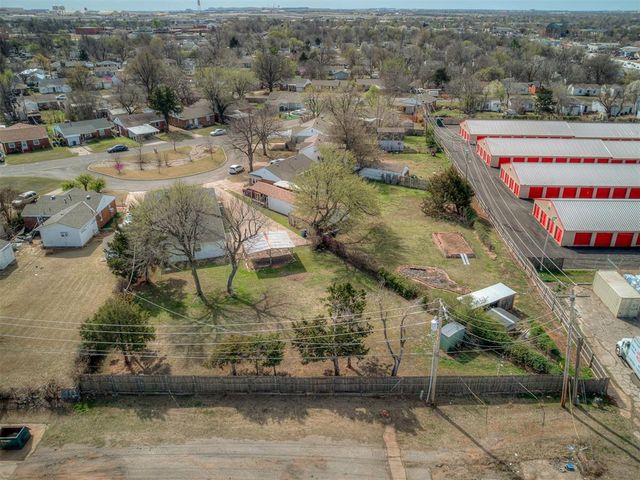 111 W Myrtle Drive, Midwest City, OK 73110