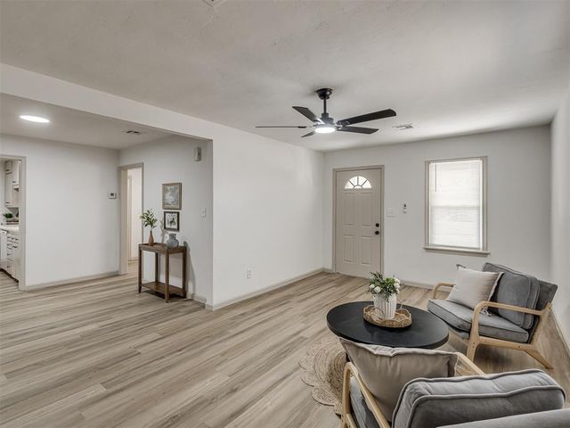 111 W Myrtle Drive, Midwest City, OK 73110