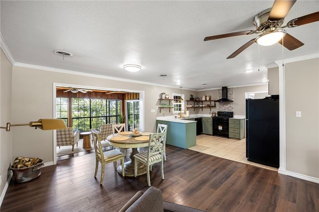 149 Bunker Hill Lane, Russellville, AR 72802