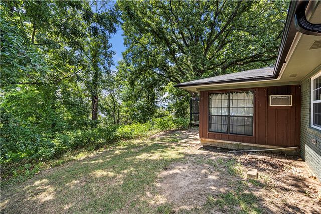 149 Bunker Hill Lane, Russellville, AR 72802