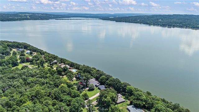 149 Bunker Hill Lane, Russellville, AR 72802