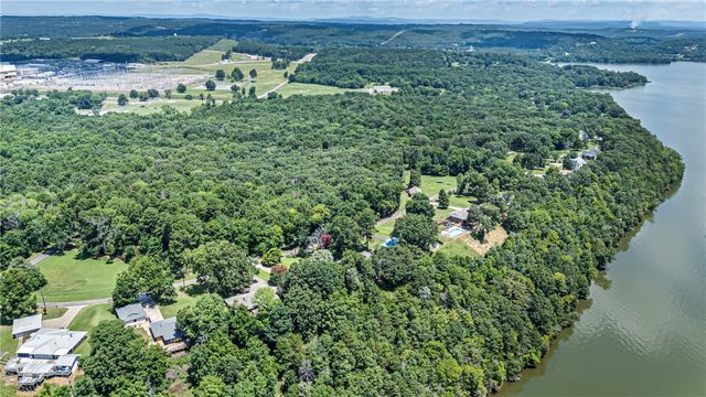 149 Bunker Hill Lane, Russellville, AR 72802