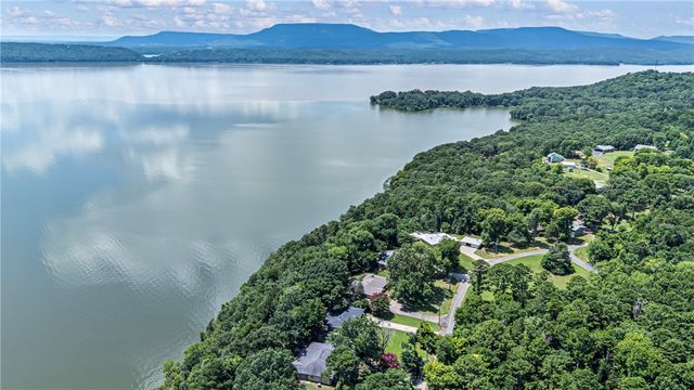 149 Bunker Hill Lane, Russellville, AR 72802