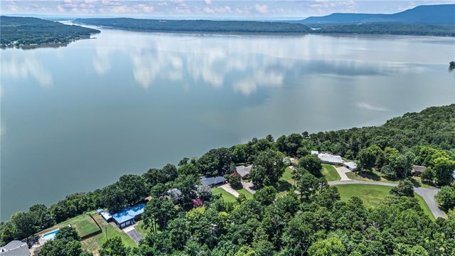 149 Bunker Hill Lane, Russellville, AR 72802