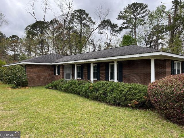 256 Wells Circle, Dublin, GA 31021