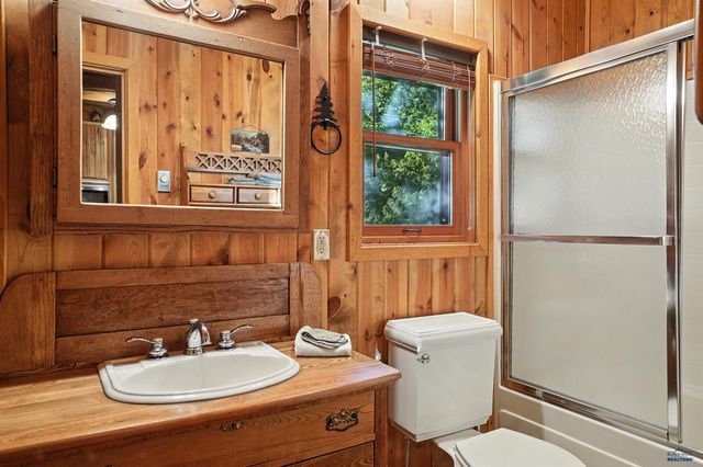 13340 VICTORIA LAKE RD, Rapid City, SD 57702