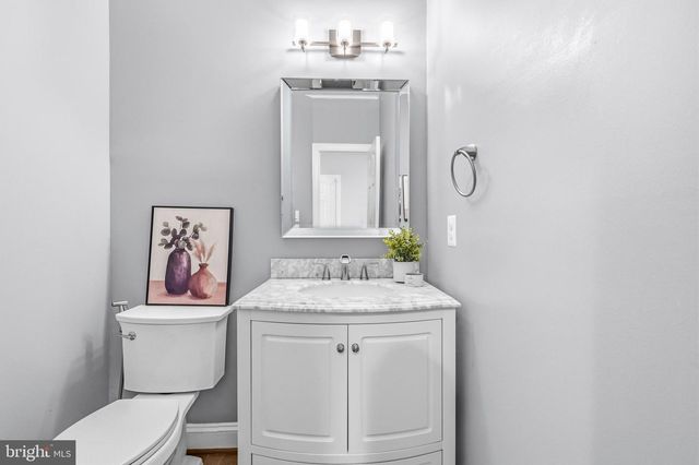 9903 BURKE STATION CT, Fairfax, VA 22032