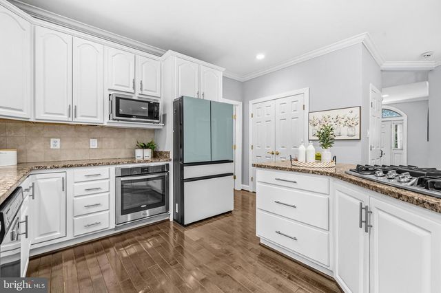 9903 BURKE STATION CT, Fairfax, VA 22032