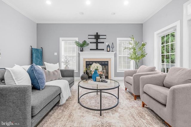 9903 BURKE STATION CT, Fairfax, VA 22032