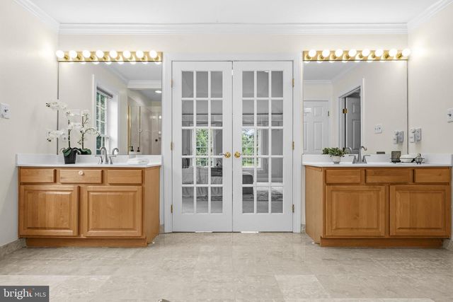 9903 BURKE STATION CT, Fairfax, VA 22032
