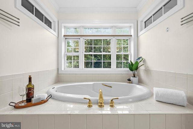9903 BURKE STATION CT, Fairfax, VA 22032