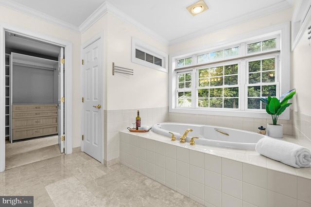9903 BURKE STATION CT, Fairfax, VA 22032