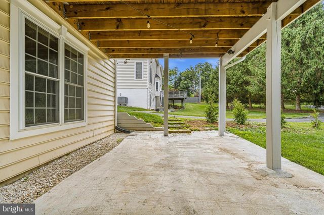 9903 BURKE STATION CT, Fairfax, VA 22032
