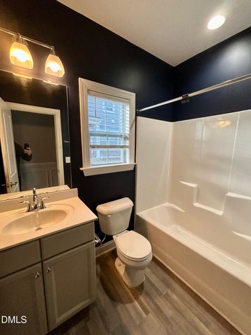 553 Barneswyck Drive, Fuquay Varina, NC 27526