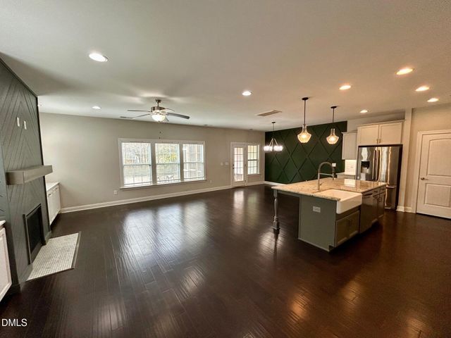 553 Barneswyck Drive, Fuquay Varina, NC 27526