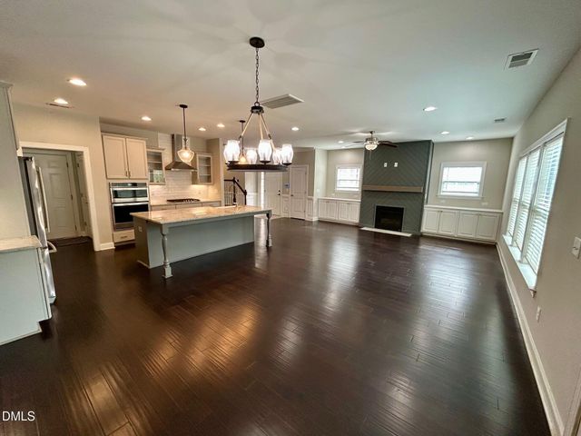 553 Barneswyck Drive, Fuquay Varina, NC 27526