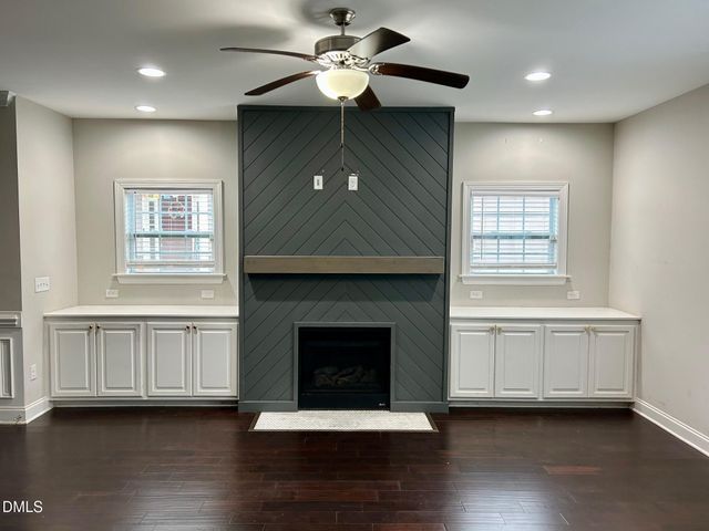 553 Barneswyck Drive, Fuquay Varina, NC 27526