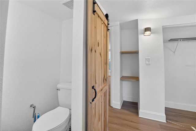 1210 E CAYUGA STREET, Tampa, FL 33603