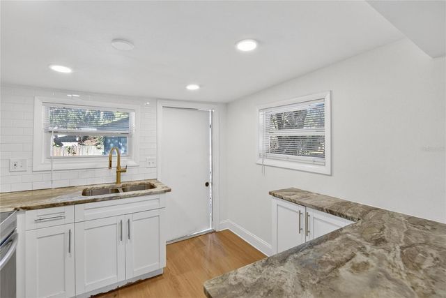 1210 E CAYUGA STREET, Tampa, FL 33603