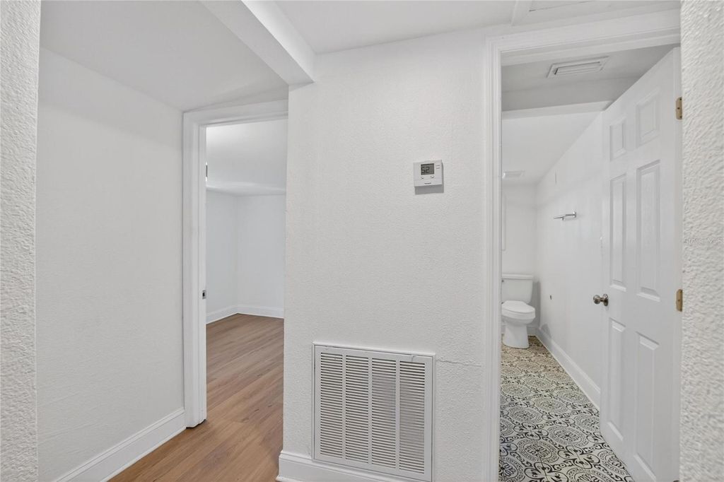 Image 17 of property listing at 1210 E CAYUGA STREET, Tampa, FL 33603