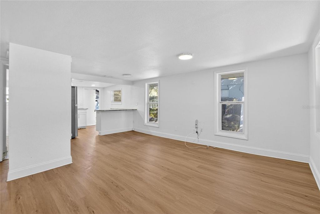 Image 4 of property listing at 1210 E CAYUGA STREET, Tampa, FL 33603