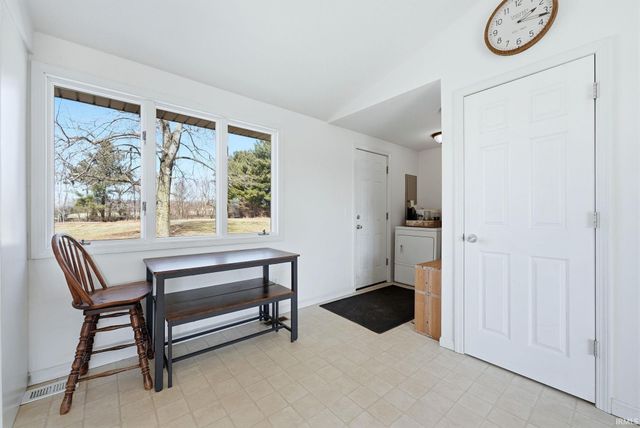 4709 E 600 N, Kendallville, IN 46755