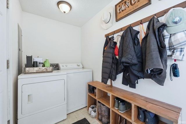 4709 E 600 N, Kendallville, IN 46755