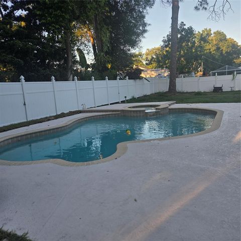 8205 WESTRIDGE DRIVE, Tampa, FL 33615
