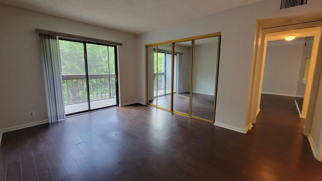 1950 N Congress Avenue 206, West Palm Beach, FL 33401