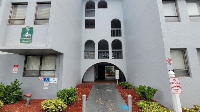 1950 N Congress Avenue 206, West Palm Beach, FL 33401