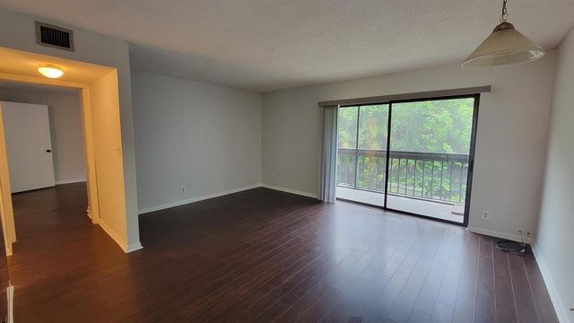 1950 N Congress Avenue 206, West Palm Beach, FL 33401