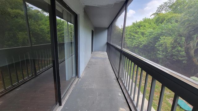 1950 N Congress Avenue 206, West Palm Beach, FL 33401