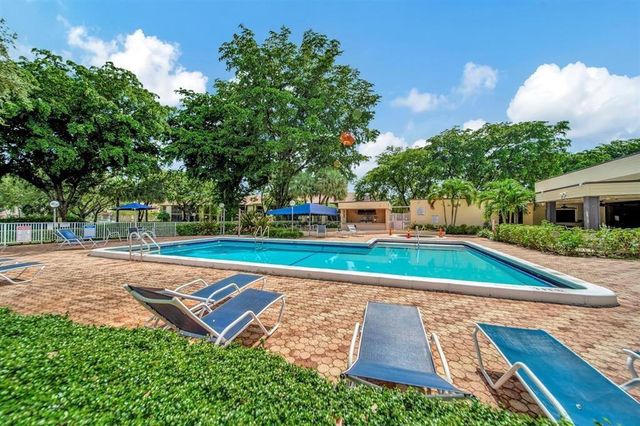 2059 SW 15th Street 217, Deerfield Beach, FL 33442