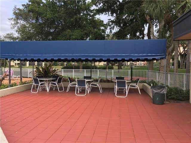 2059 SW 15th Street 217, Deerfield Beach, FL 33442