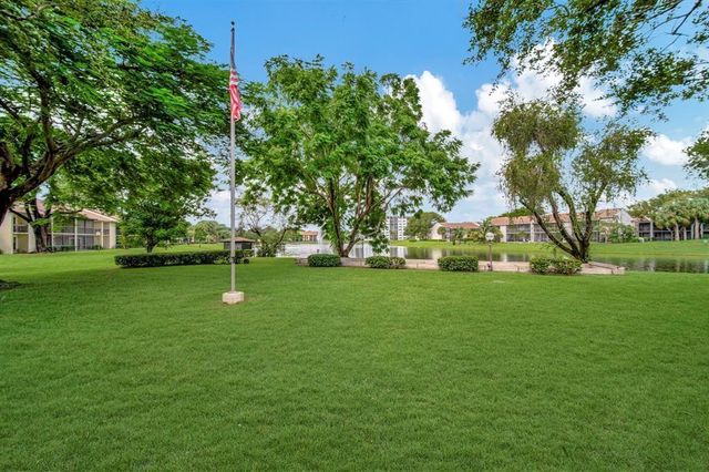 2059 SW 15th Street 217, Deerfield Beach, FL 33442