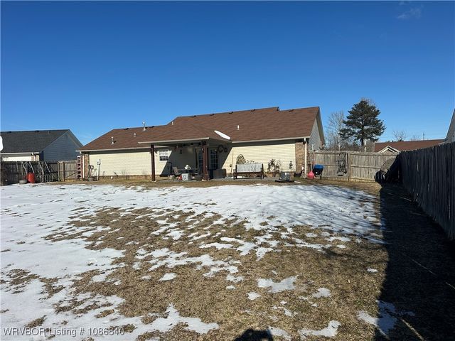 1942 Palomino Drive, Greenwood, AR 72936