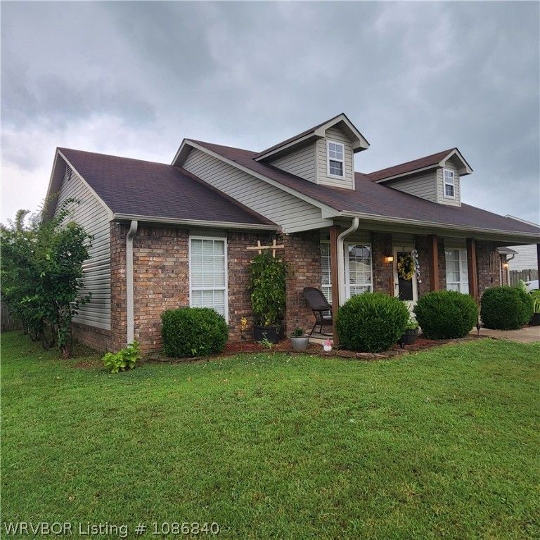 1942 Palomino Drive, Greenwood, AR 72936