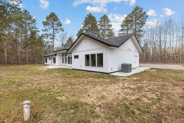 1555 Redstone Trail SW, Pequot Lakes, MN 56472